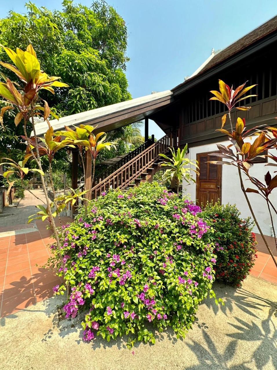 Residence Boutique Hotel Luang Prabang Exteriör bild